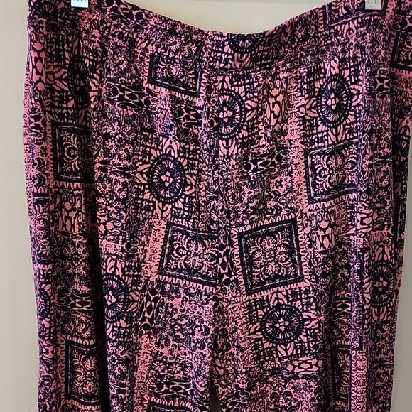 Susan Graver stretch pants medium crop - Picture 2 of 4